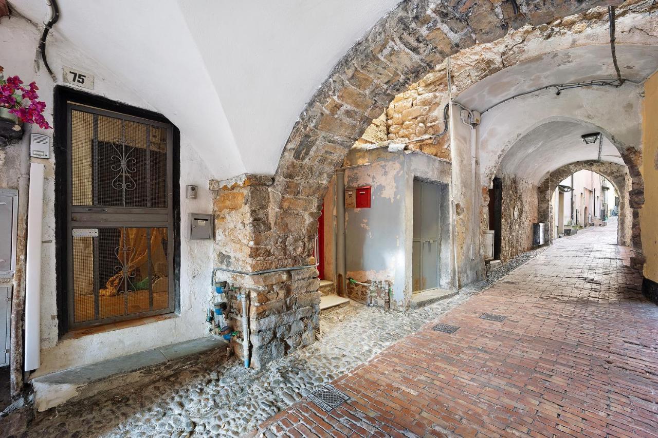 Domus Madonnina Apartment Сан Ремо Екстериор снимка